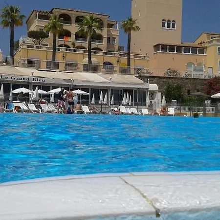 Cap Esterel Climatise Vue Saint-Raphael (Var)